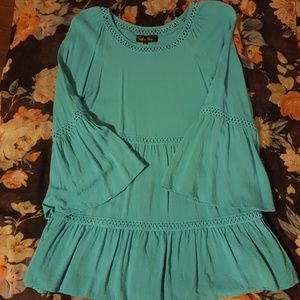 Melissa Page Bell sleeve top